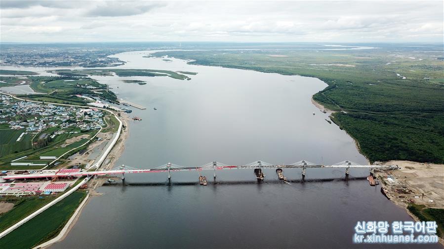 （经济）（1）探访中俄合建首座跨境公路大桥