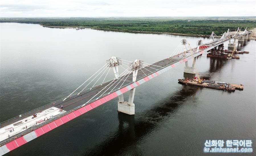 （经济）（6）探访中俄合建首座跨境公路大桥
