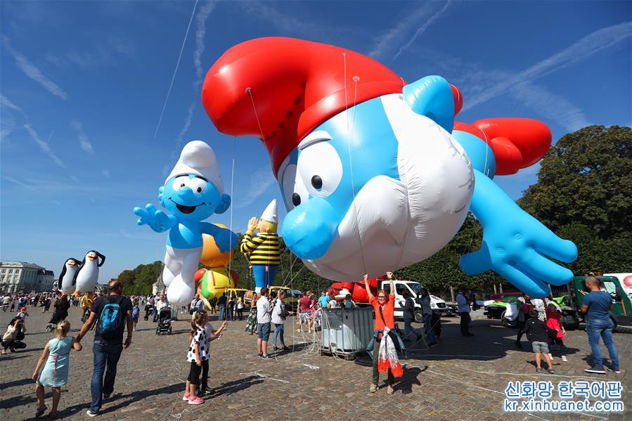 （国际）（4）布鲁塞尔举行卡通气球大巡游