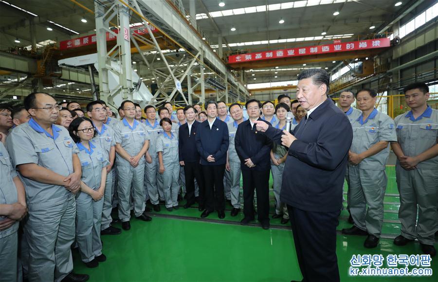 （XHDW）（1）习近平在郑州考察制造业企业发展