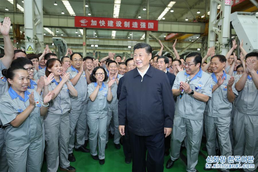 （XHDW）（2）习近平在郑州考察制造业企业发展