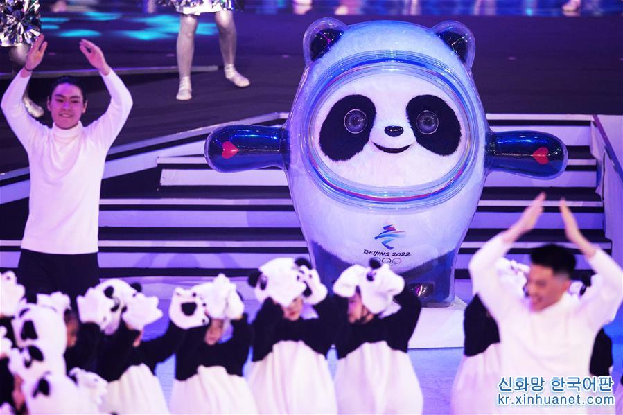 （體育）（16）北京2022年冬奧會吉祥物和冬殘奧會吉祥物發布活動在京舉行