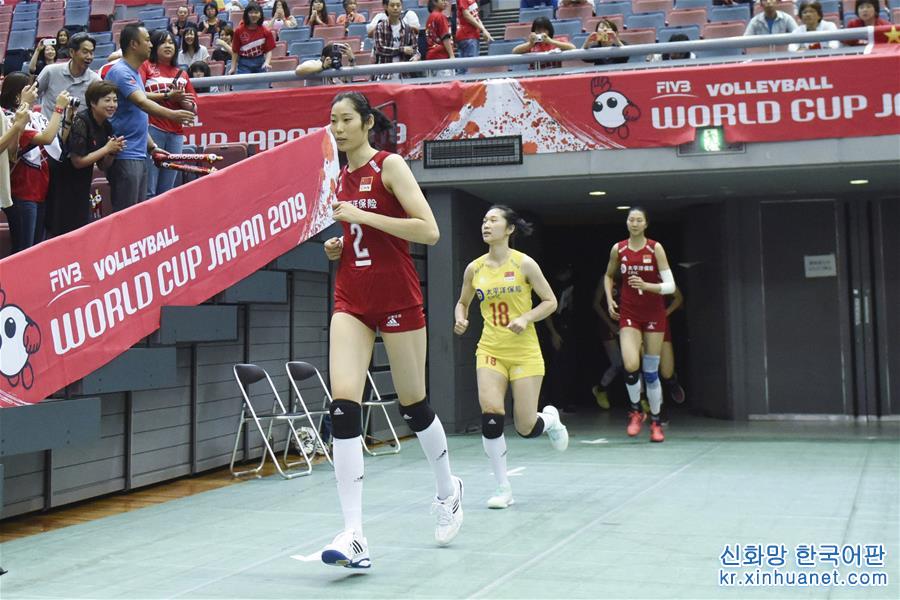 （体育）（3）排球——女排世界杯：中国队对阵阿根廷队 