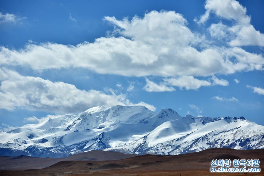 （美丽中国）（1）西藏：秋日夏岗江雪山