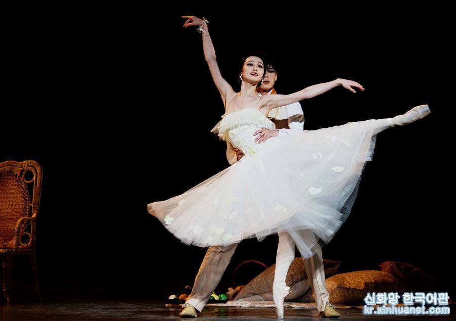 （文化）（1）上芭版芭蕾舞劇《茶花女》在滬上演