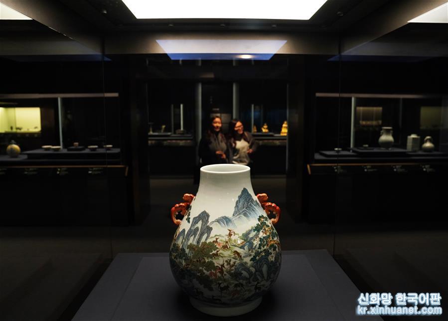 （图文互动）（3）香港艺术馆翻新后重开 推吴冠中诞辰百年展