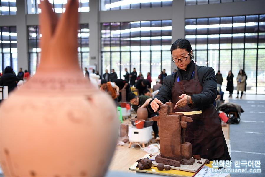 （社会）（3）重庆：传统制陶技艺大比拼