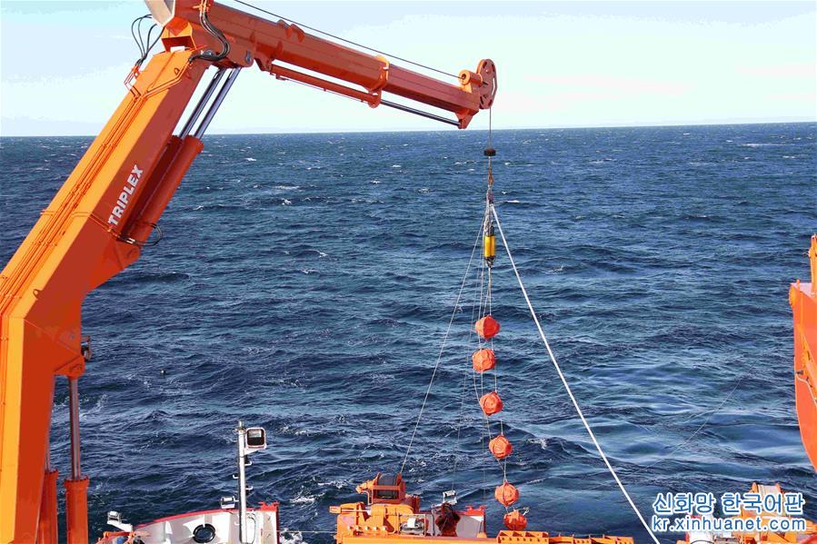 （“雪龙”探南极·图文互动）（2）“雪龙2”号首次回收和布放南极考察潜标