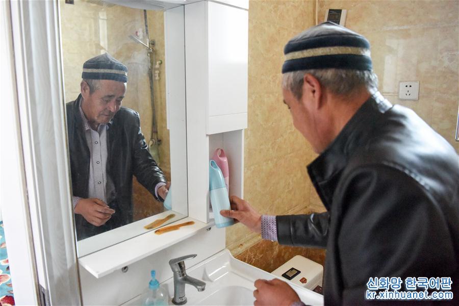 （圖文互動）（6）新疆開展村莊清潔行動提升鄉村“顏值”