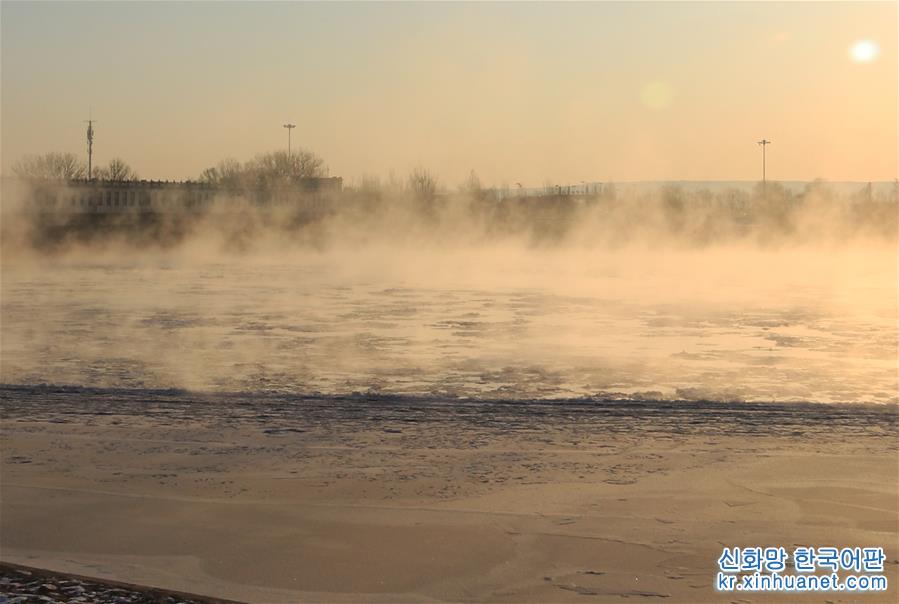 （环境）（3）黄河三盛公水利枢纽库区出现“水煮黄河”景观