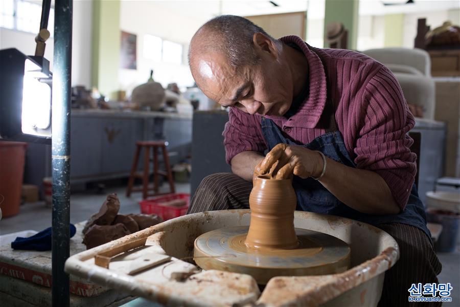 （文化）（4）台湾陶艺师陈金旺