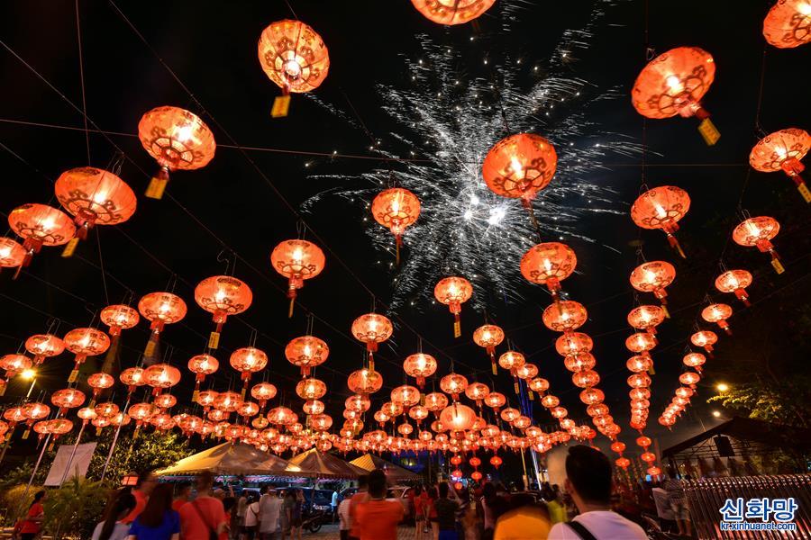 （国际）（1）马来西亚华人热烈庆祝中国农历新年