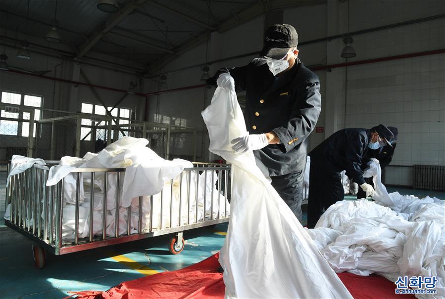（聚焦疫情防控）（2）北京：加强列车卧具消毒 守护旅客乘车安全