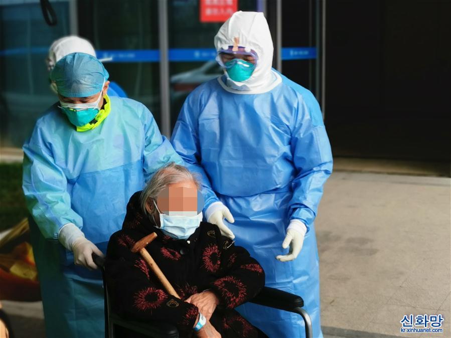 （聚焦疫情防控）（4）浙江：96岁新冠肺炎患者治愈出院