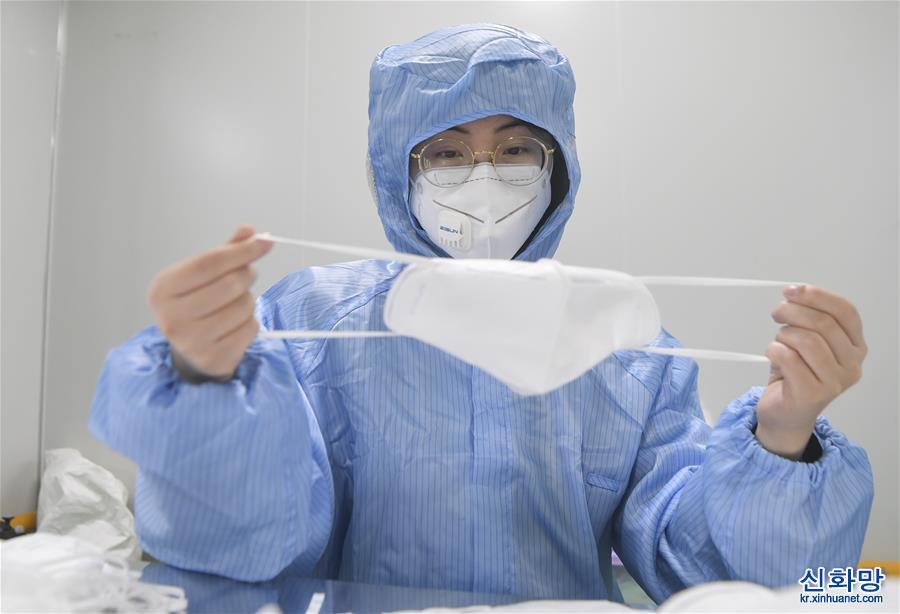 （聚焦疫情防控）（5）重庆：N95医用防护口罩生产忙