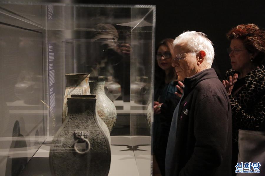 （国际）（3）中国古代青铜礼器展览会预展在美国休斯敦举行
