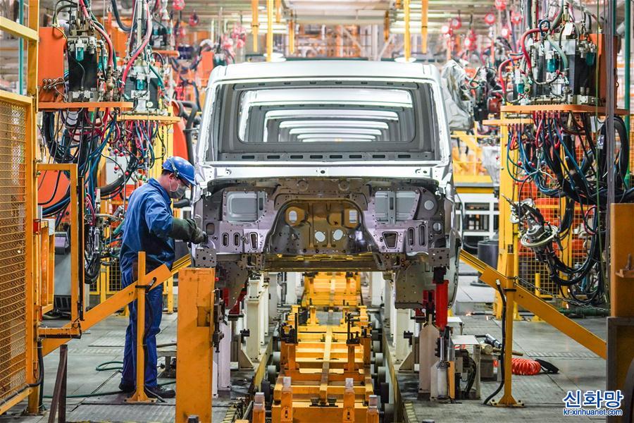 （经济）（5）南京：汽车企业生产忙