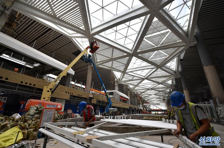 （经济）（4）海口美兰国际机场二期工程加紧建设