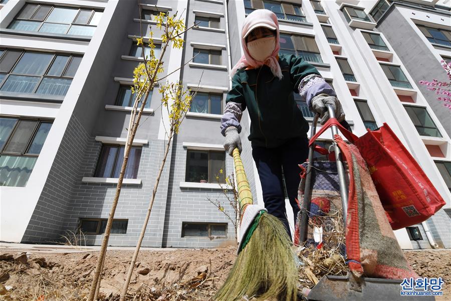 （决战决胜脱贫攻坚·图文互动）（8）搬下山的这两年——再访易地扶贫搬迁户胥存