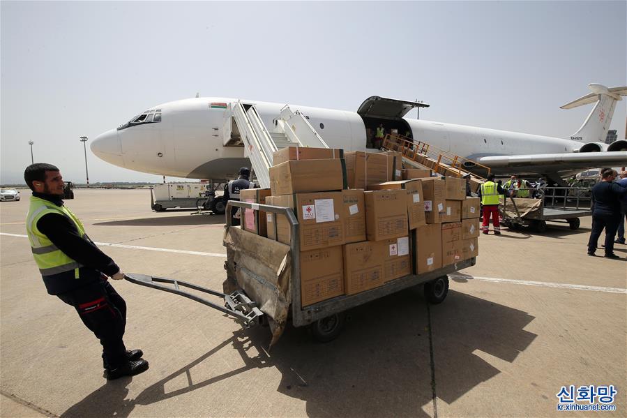 （國際疫情）（2）中國援助醫療物資運抵阿爾及利亞