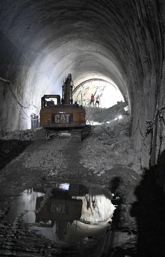 （經濟）（4）中老鐵路南聯山隧道施工進展順利