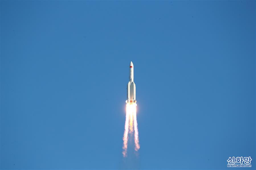 （图文互动）（4）长征五号B运载火箭首飞成功 我国载人航天工程“第三步”任务开启