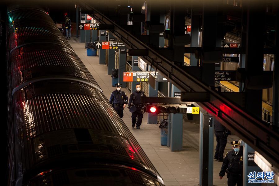 （國際疫情）（3）紐約地鐵夜間暫停運營 開始每天消毒