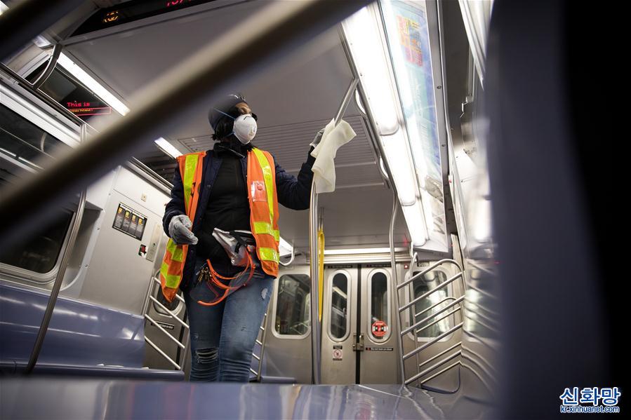 （國際疫情）（9）紐約地鐵夜間暫停運營 開始每天消毒