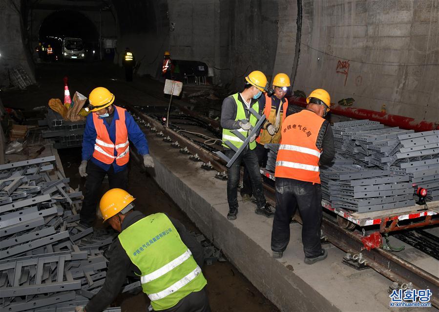 （聚集复工复产）（2）青岛地铁在建项目复工提速