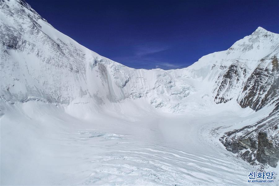 （2020珠峰高程測量·新華視界）（4）海拔6500米！探訪珠峰“魔鬼營地”