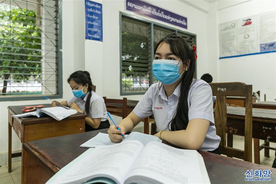 （國際疫情)（5）寮國學生陸續返校復課