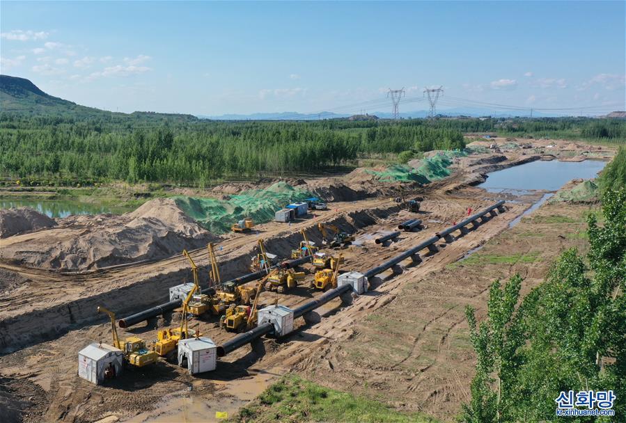 （經濟）（1）中俄東線天然氣管道工程跨河北灤河段加緊建設
