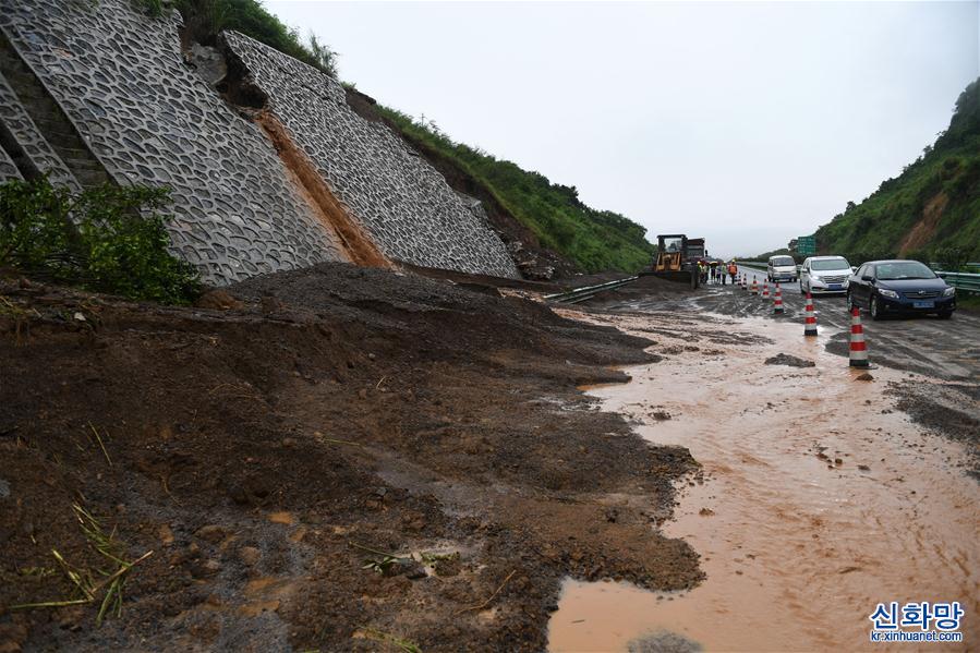 （环境）（3）持续强降雨造成广西超32万人受灾