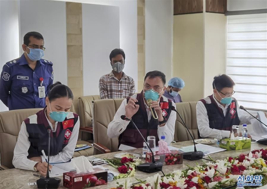 （国际疫情）（3）中国赴孟抗疫医疗专家组继续交流抗疫经验
