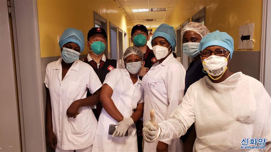 （國際疫情）（3）攜手抗疫——中國抗疫醫療專家組在非洲助力抗疫