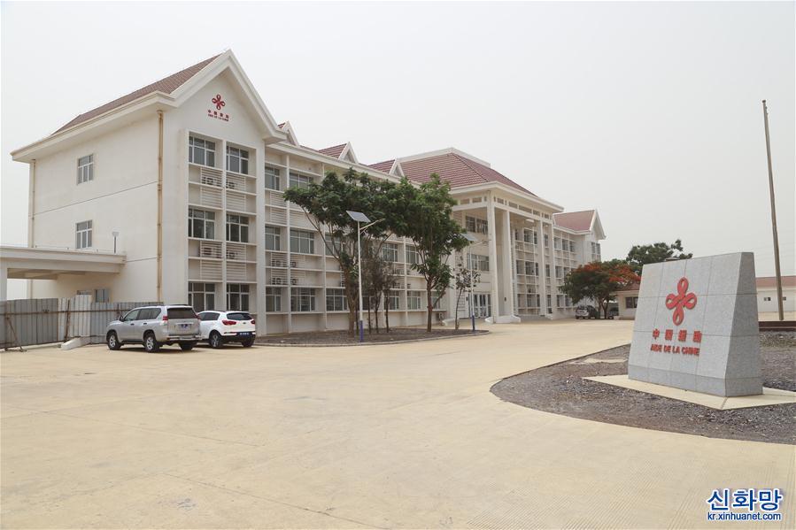 （海外抗疫故事·图文互动）（2）综述：中国援塞内加尔儿童医院项目组助力当地抗疫
