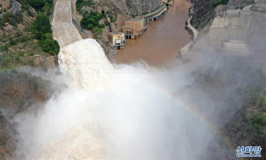 （新华视界）（1）黄河上游多个水库加大下泄流量确保安全度汛