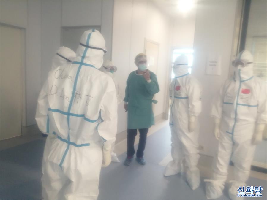 （国际疫情）（3）中国抗疫医疗专家组在阿塞拜疆一线开展工作