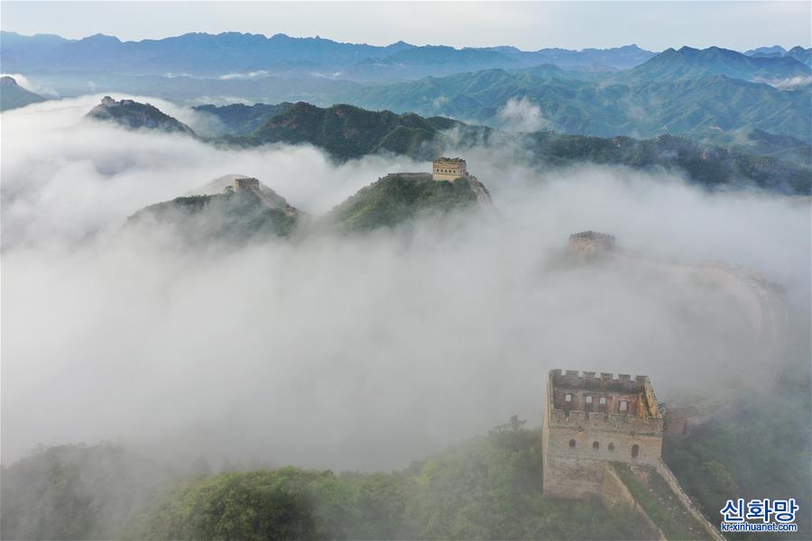 #（美丽中国）（6）云雾笼罩金山岭