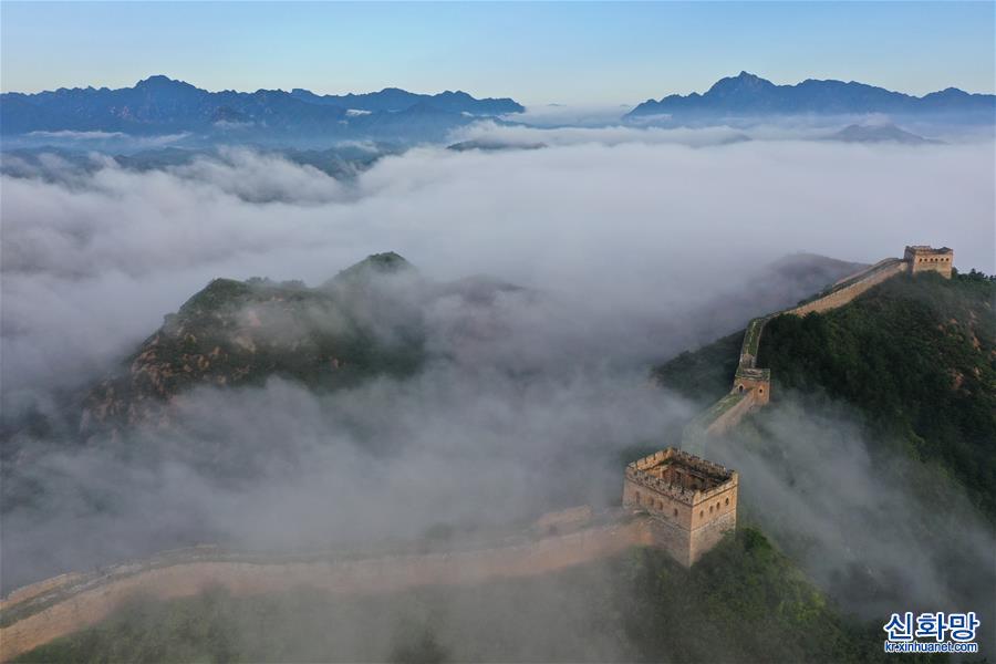 #（美丽中国）（2）云雾笼罩金山岭