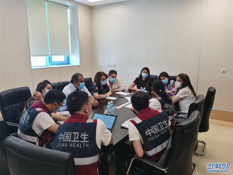（国际疫情）（2）中国抗疫医疗专家组继续在阿塞拜疆开展工作