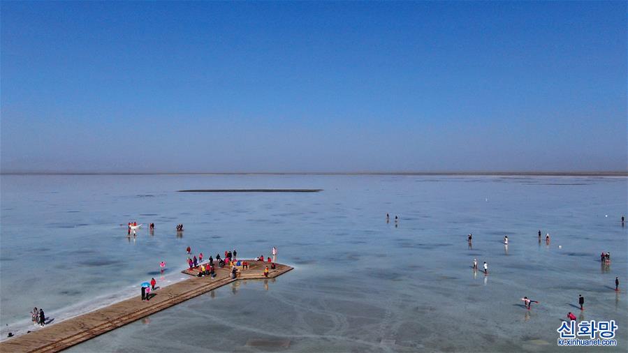（美丽中国）（1）“天空之镜”茶卡盐湖