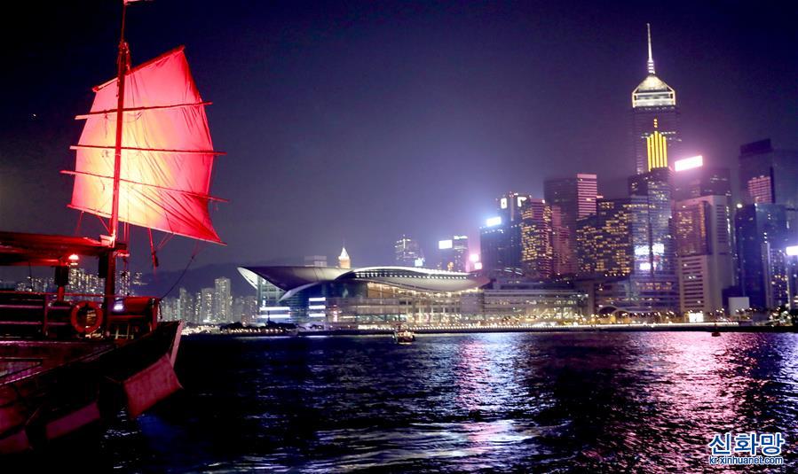 （图文互动）（2）综述：跨海过桥出新天 香港扬帆再出发