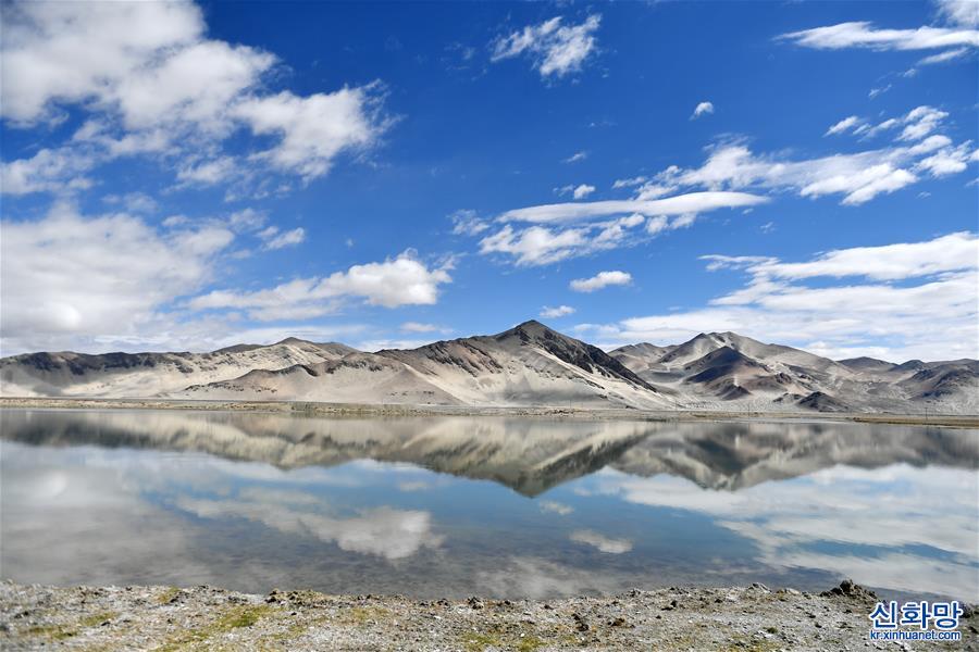 （美丽中国）（7）西藏定结湿地：静水如镜