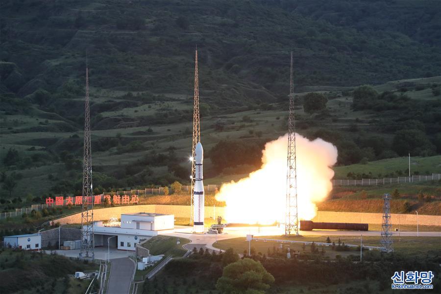 （科技）（2）我国成功发射钟子号卫星星座02组卫星