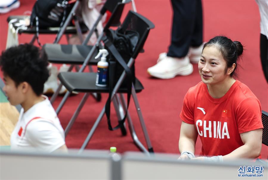 （东京奥运会）（5）举重——中国队进行首次热身训练