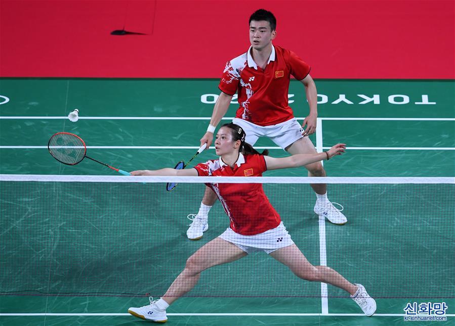 （东京奥运会）（1）羽毛球——混双小组赛：郑思维/黄雅琼获胜