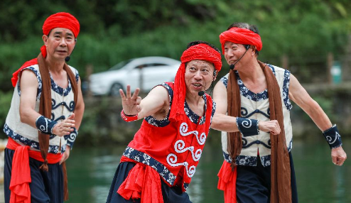 中 후베이성 쯔구이현, 관광지서 전통 민속예술 공연 펼쳐
