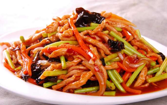 중국의 대표 가정식 요리-- 위샹러우스 소개