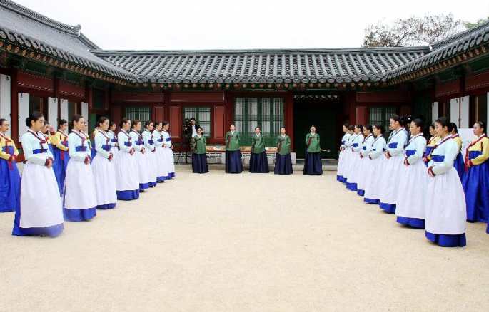 특집: “대장금” 수라간 복원, "궁중문화축제" 옛 궁중 화면 재현